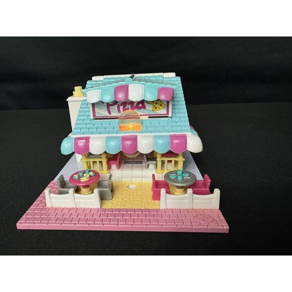 Vtg 1993 BlueBird Pizzeria PIZZA Parlor Light Up Pollyville Play Set w/ 3 Dolls - Picture 3 of 13